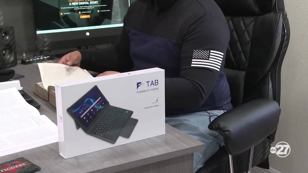 New program brings free internet and devices to children of incarcerated parents
