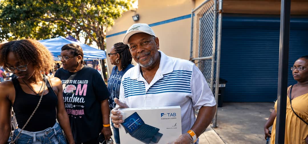 Figgers Foundation Connects Golden Acres Community to a Digital Future